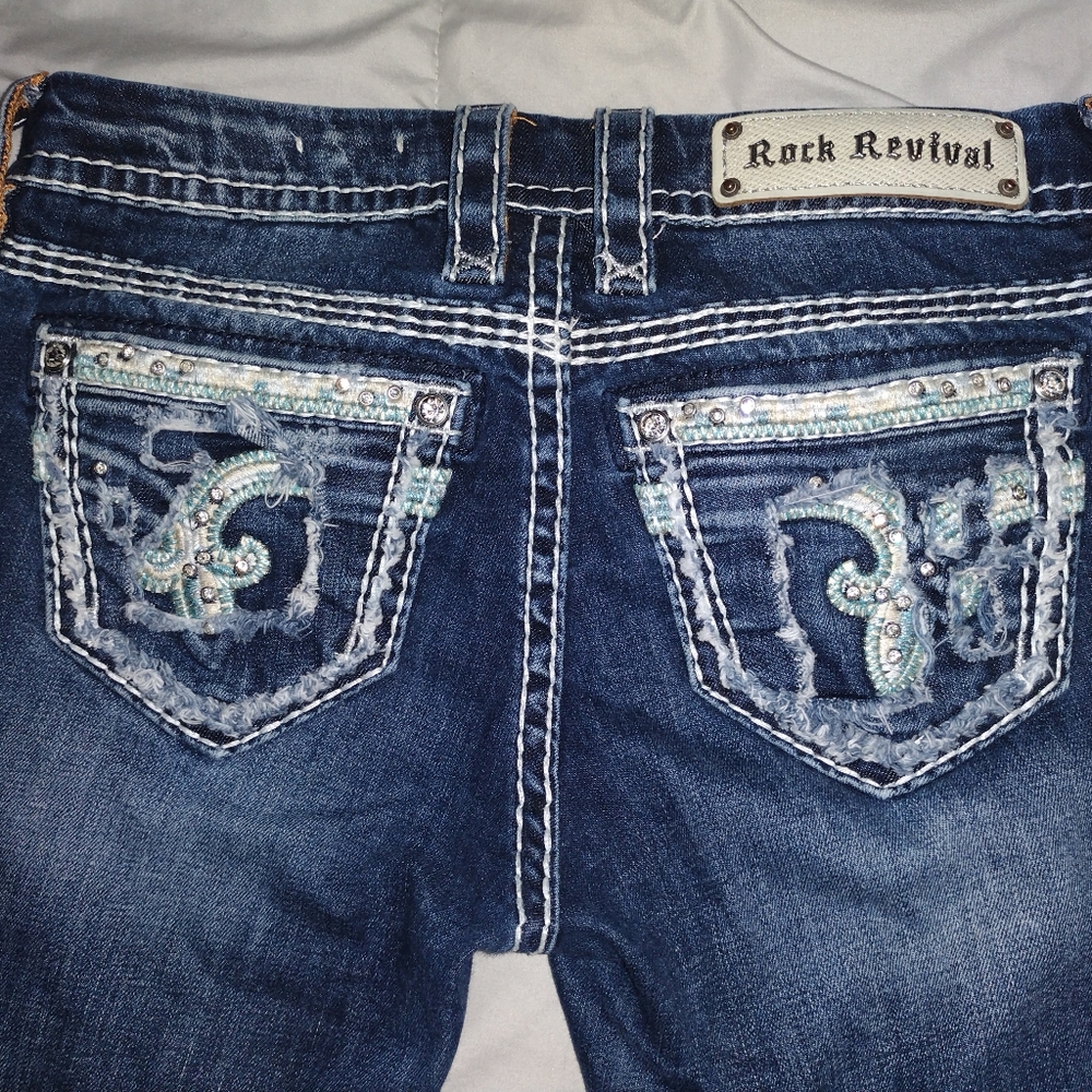 Rock revival crop jeans